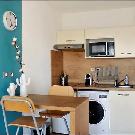 Le Sweet Blue Apartment